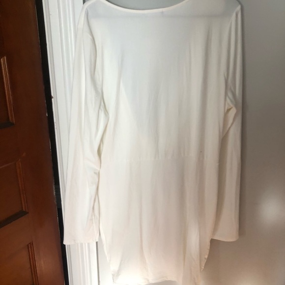 Fashion nova white dress - Picture 4 of 4